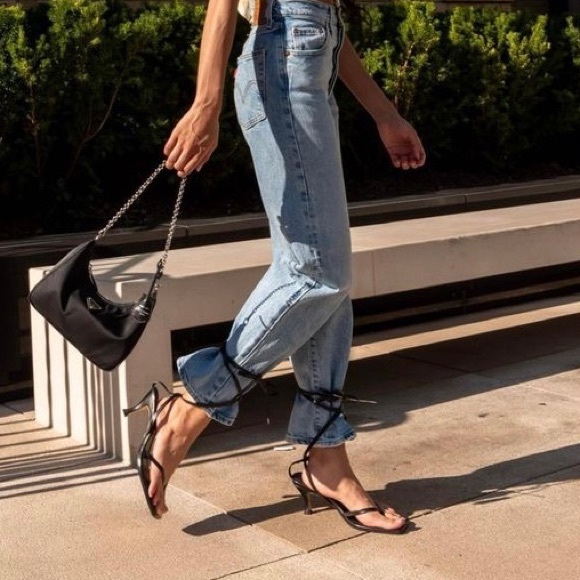 Levi’s Ribcage Straight Ankle Jeans - Picture 12 of 13